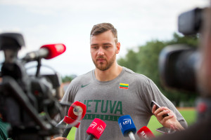 Motiejūnas: „Visi susikomplektuos ir kur aš važiuosiu? Vėl ant suolo sėdėsiu?“