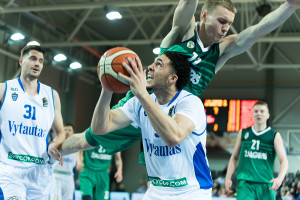 LaMelo ir LiAngelo pirmosios rungtynių pusės epizodai