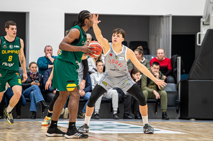 Siautėjusi „Sūduva-Mantinga“ nepasigailėjo strigusių plungiškių 